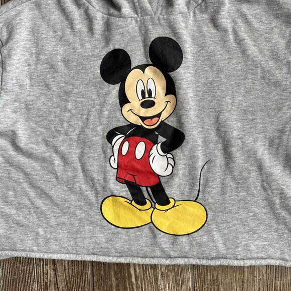2/$18 SALE! Disney Hoodie Cropped Sweatshirt M Mickey Mouse Spellout Varsity - Picture 4 of 8